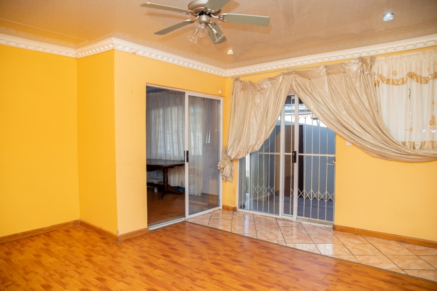 3 Bedroom Property for Sale in Sunnyridge Eastern Cape